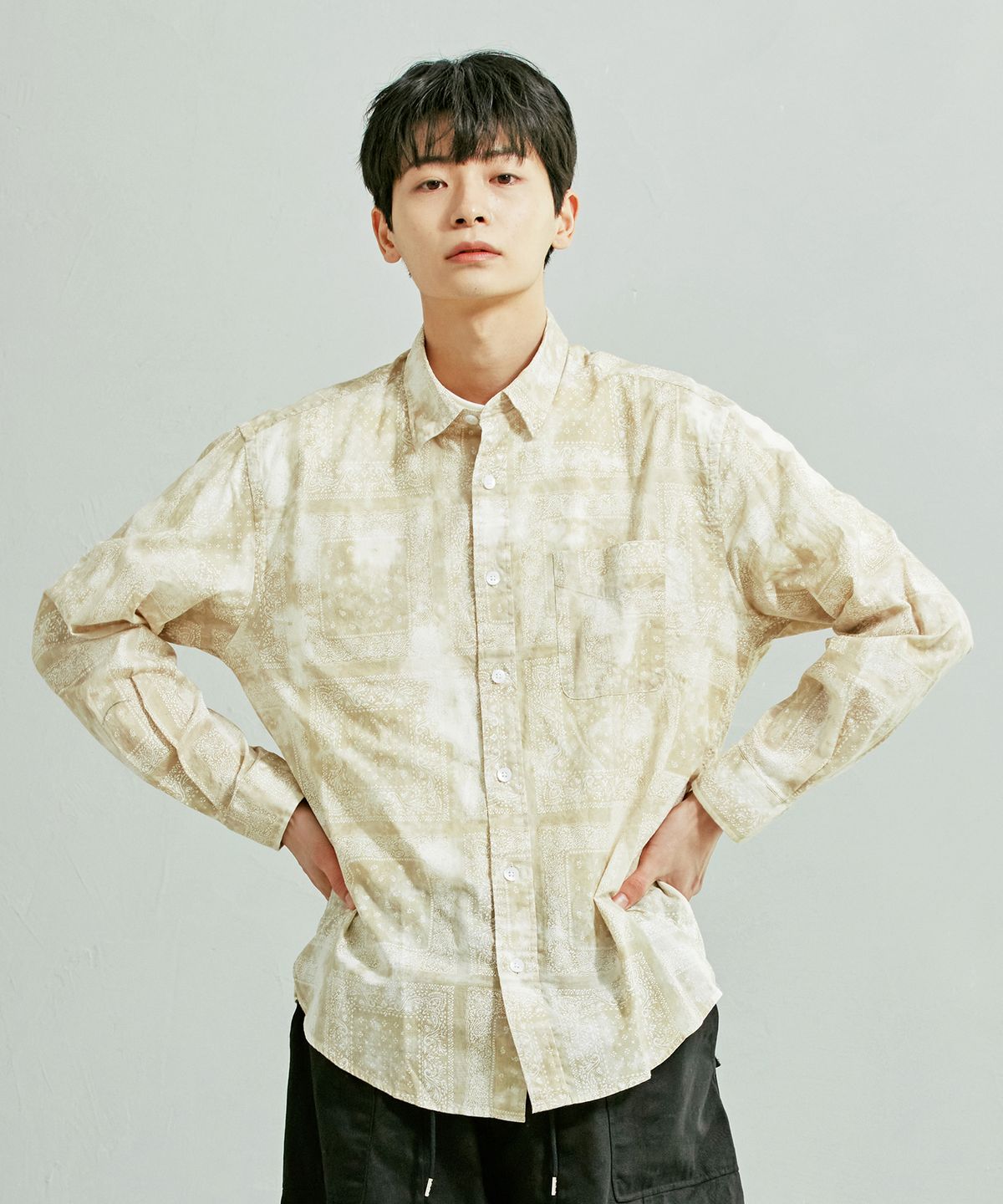 프리즘웍스(FRIZMWORKS) TIE-DYED BANDANA OVERSIZED SHIRT _ BEIGE