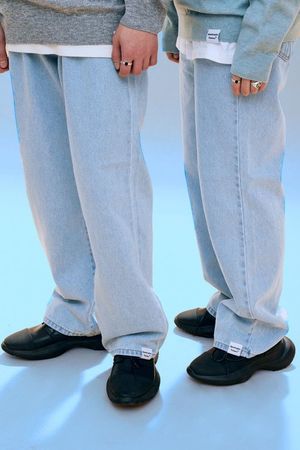 포인트 라벨 와이드 데님 팬츠 (연청)