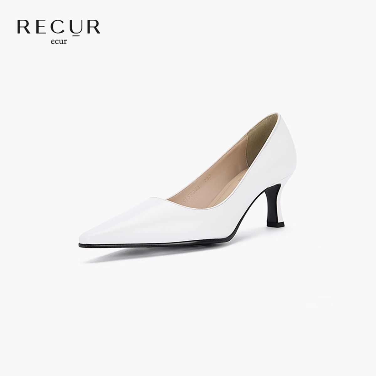 르쿠어에쿠어(RECUR ECUR) 1034 소프트모던 포인티드 펌프스 화이트