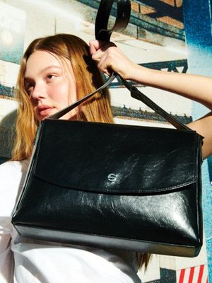 capture bag - crinkle black