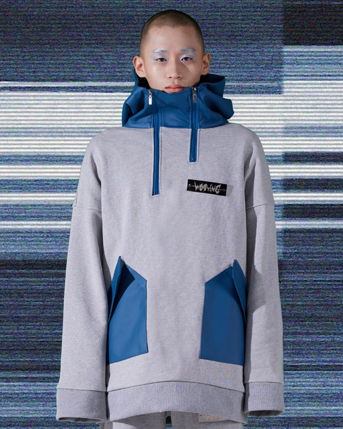 우빙(WOOVING) LEATHER COLORED HOODIE (BLUE)
