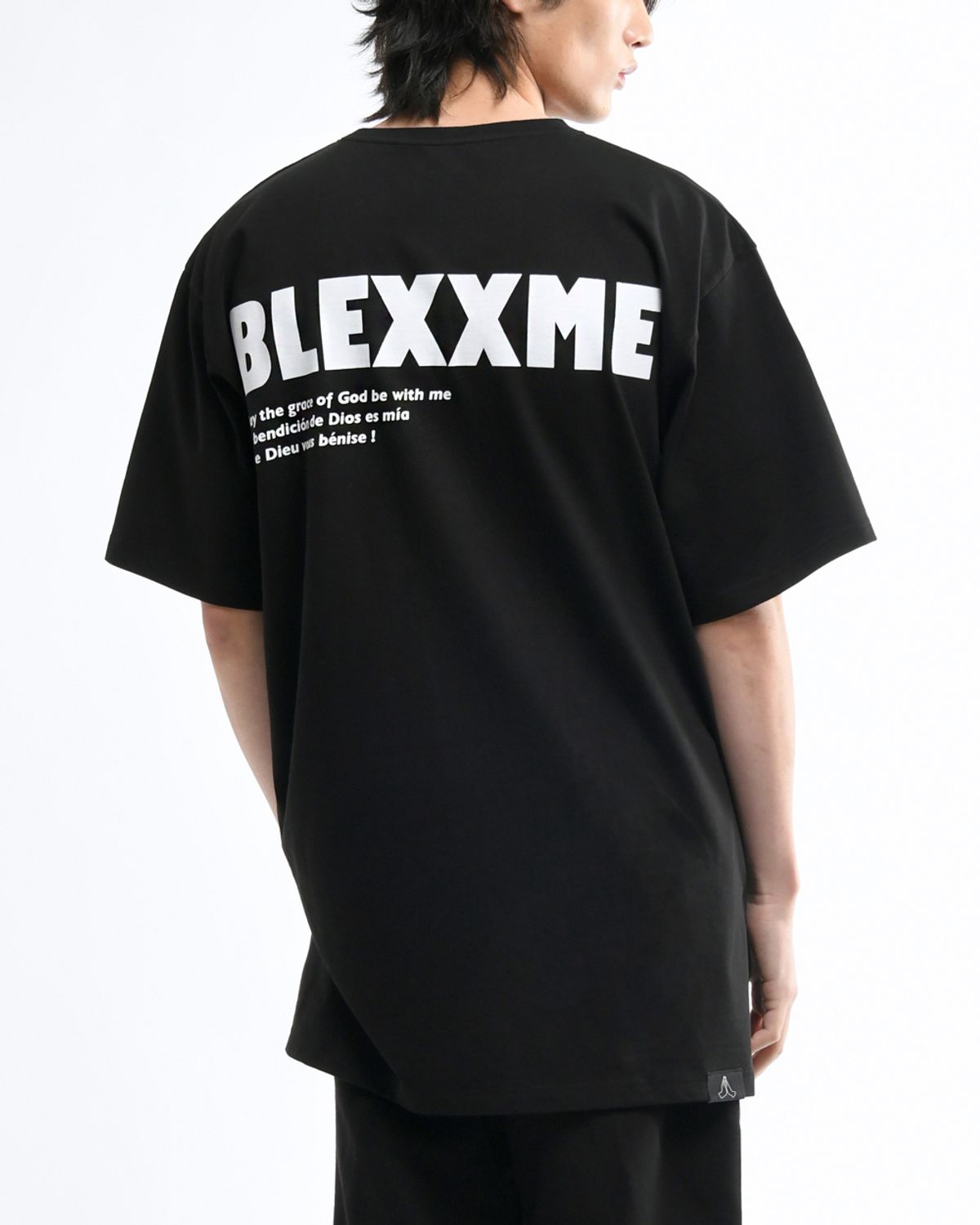블랙스미(BLEXXME) LETTERING OVERSIZE FIT SLIT T-SHIRT BLACK
