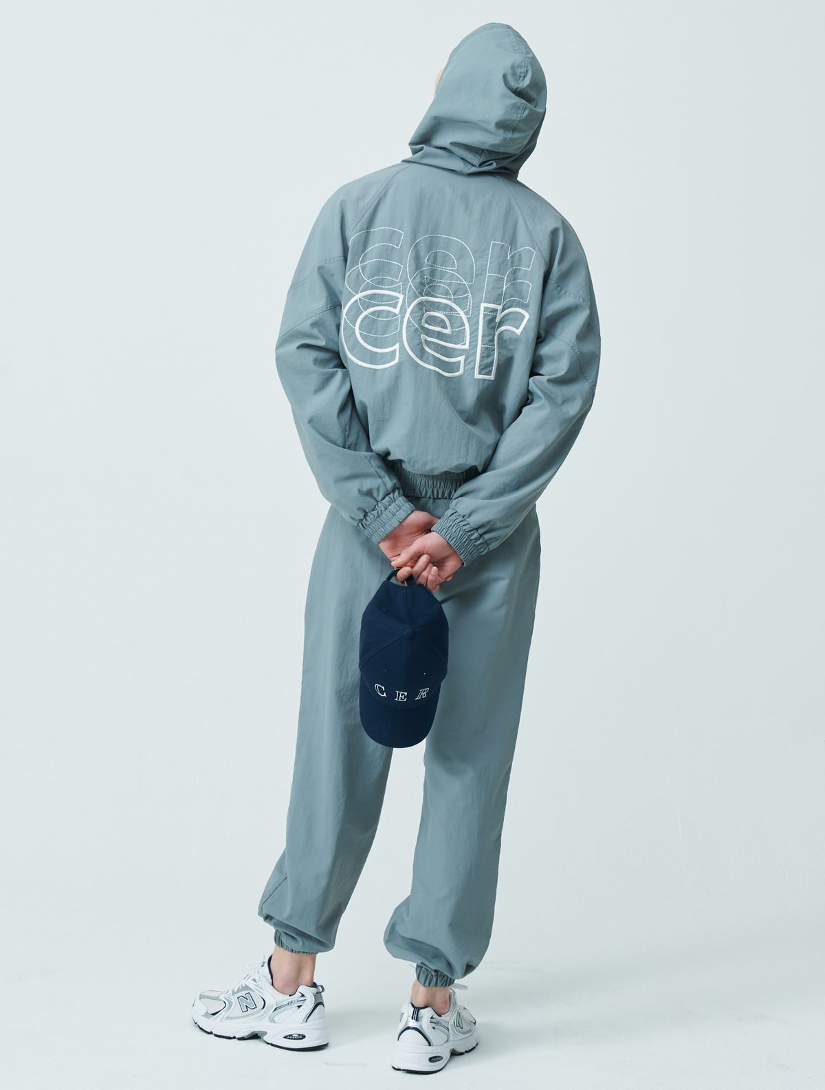 씨이알(CER) 시그니처 로고 바람막이 (그레이)