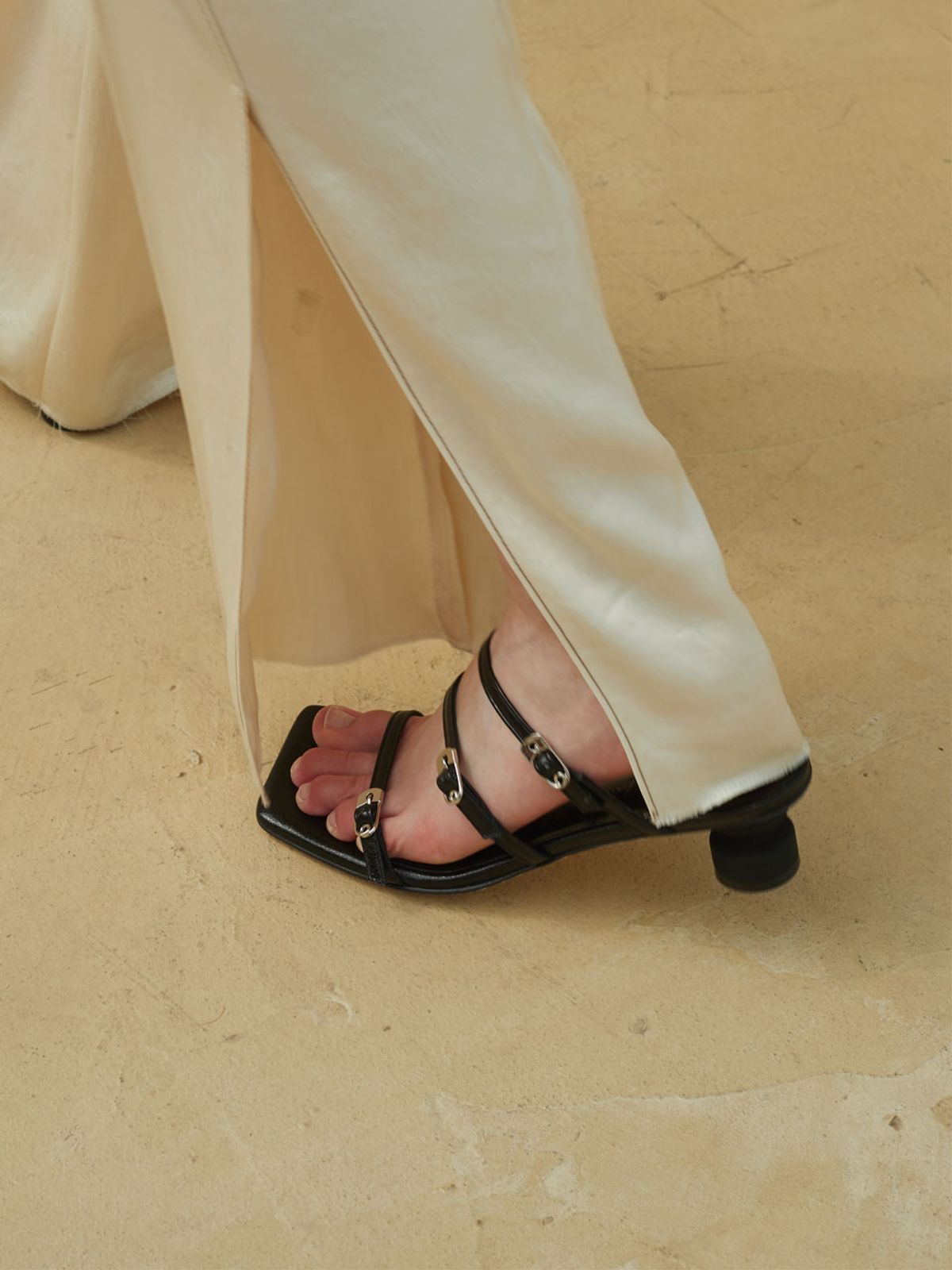 블랑토(BLANC TOE) 샌들 B20S15-BLACK