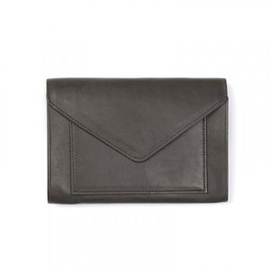 Passport travel wallet dark brown CPP02