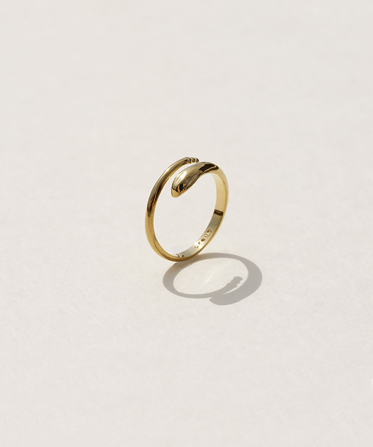 노이에블리테(NEUEBLUTE) Rattle Snake Ring
