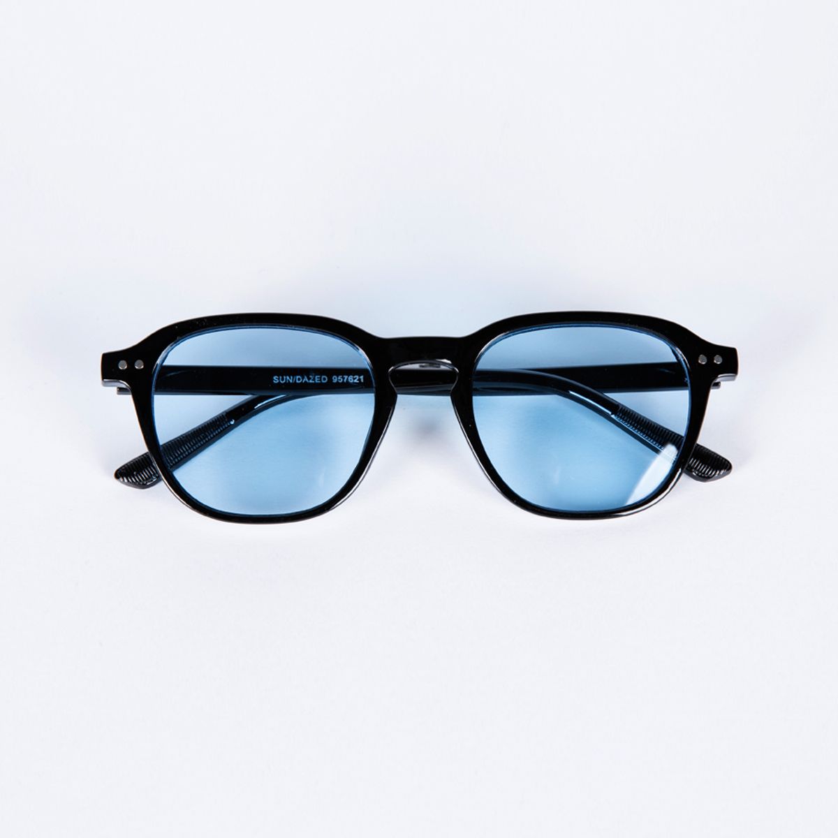 하이비션(HYBITION) Wooran Black / Blue Tint Lens