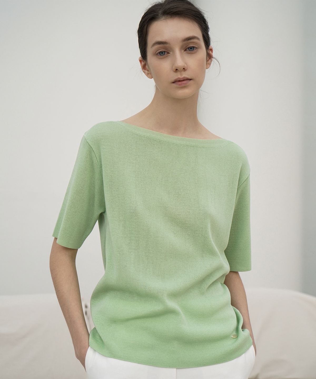 리이(RE RHEE) 2COLOR BOAT NECK SHORT SLEEVED KNIT TOP LG