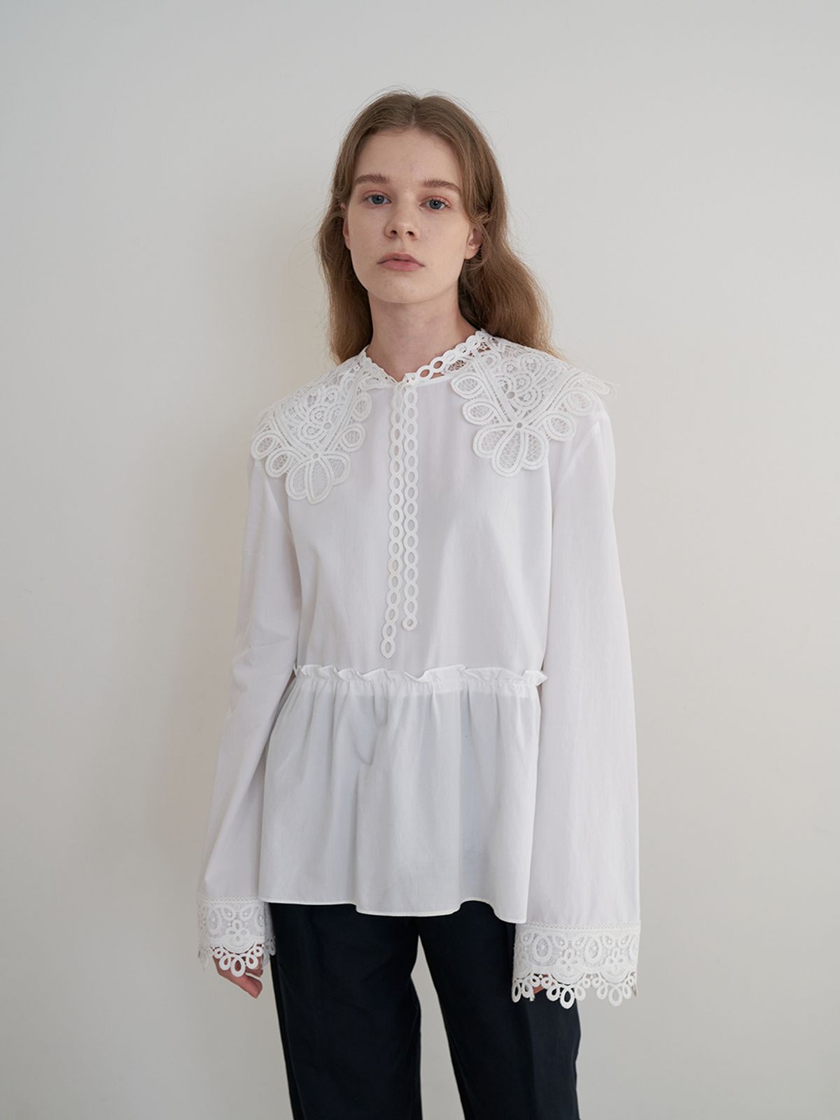 라비올렛트(LA VIOLETTE) Lace Point Blouse