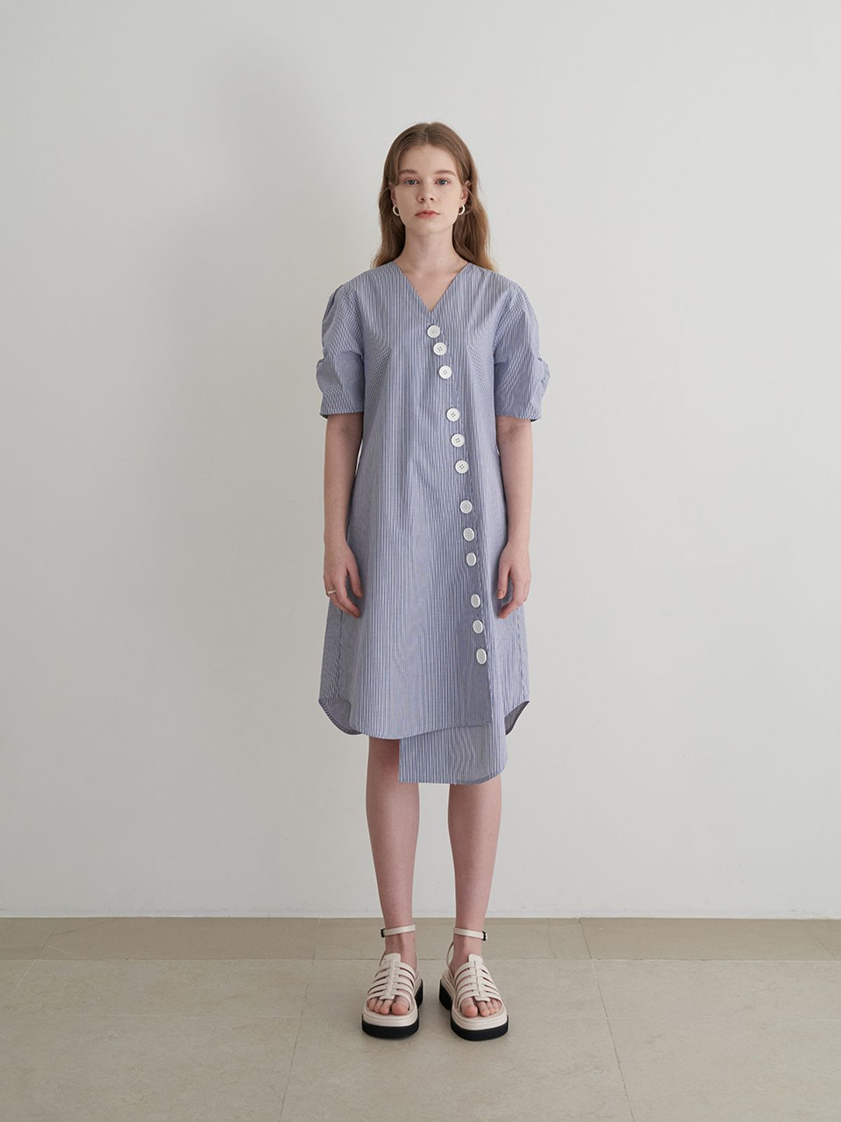라비올렛트(LA VIOLETTE) Unbalanced Stripe Dress (Blue)