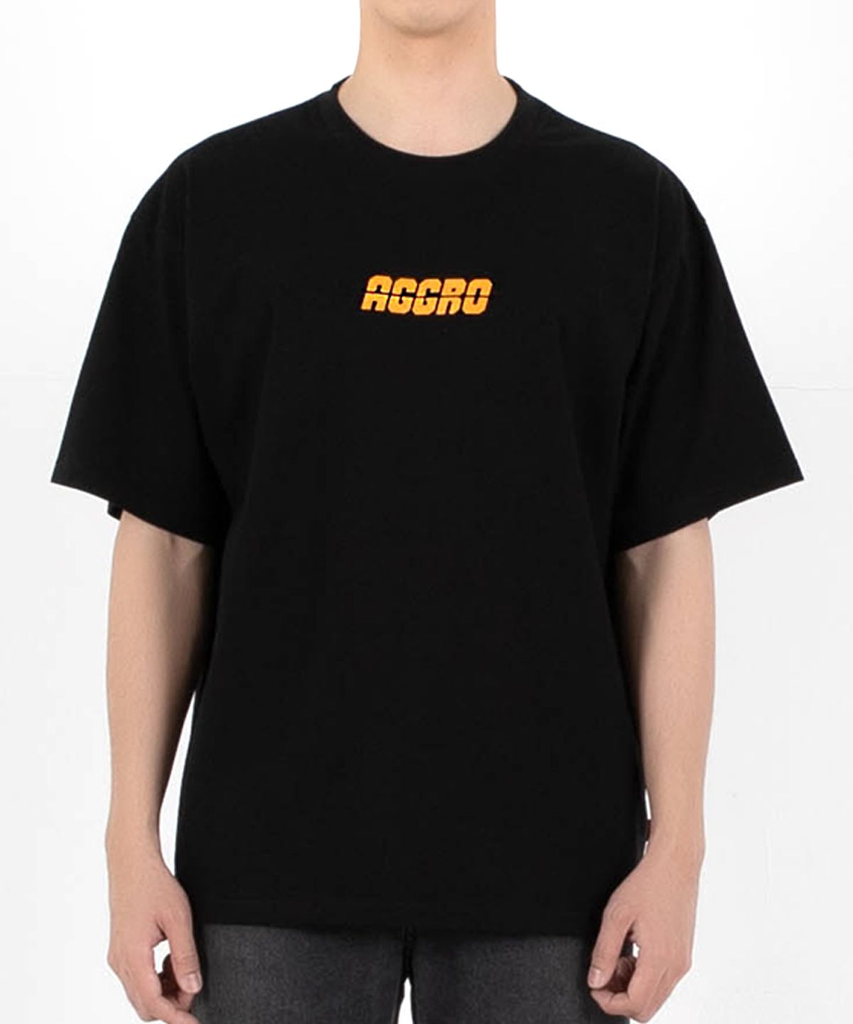 어그로(AGGRO) 컬러풀 로고 티셔츠 BLACK