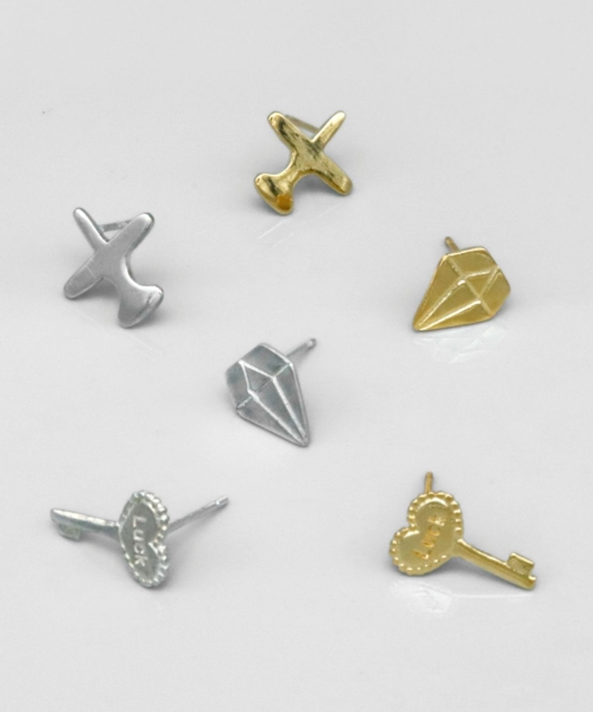 봉보(BONBEAU) Mini Kitsch motives silver pin Eearings 미니 키치 모티브 은침 귀걸이