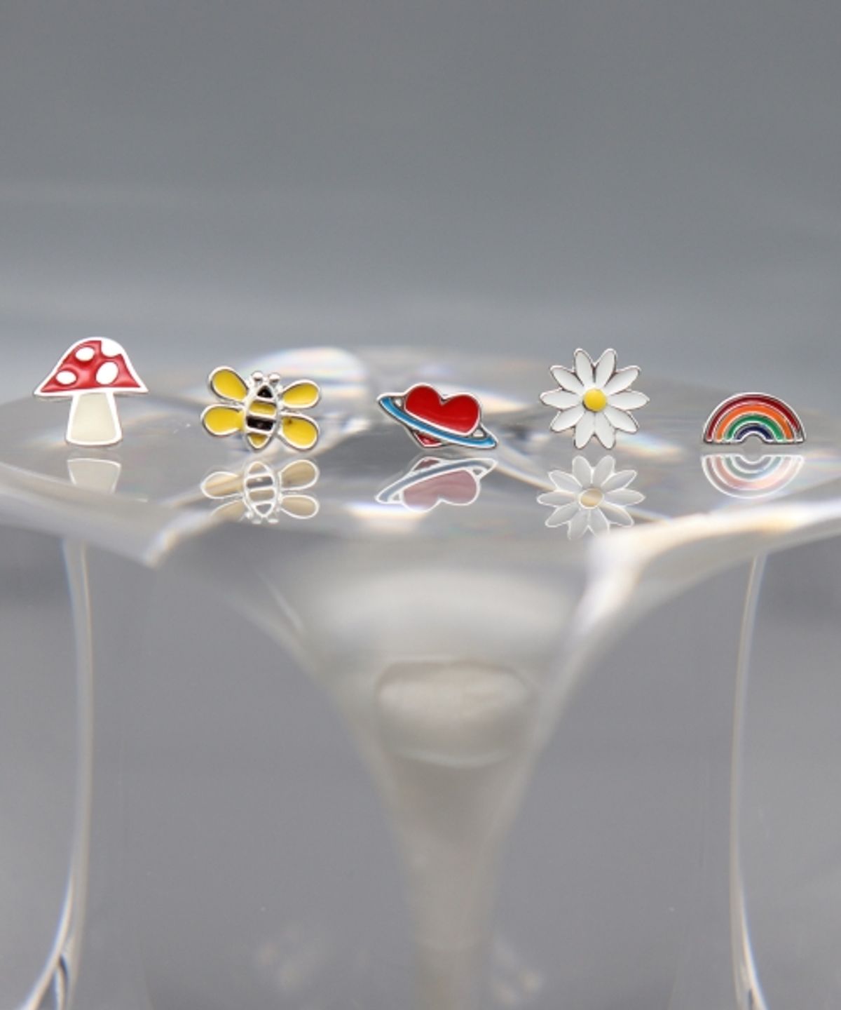 봉보(BONBEAU) Cute motives color pin Eearing 유니크 큐트 모티브 컬러 귀걸이