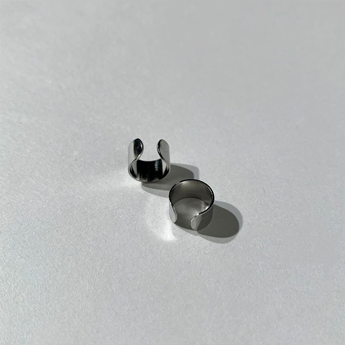 블릭베이크(BLEAKBAKE) Cylinder ear cuffs