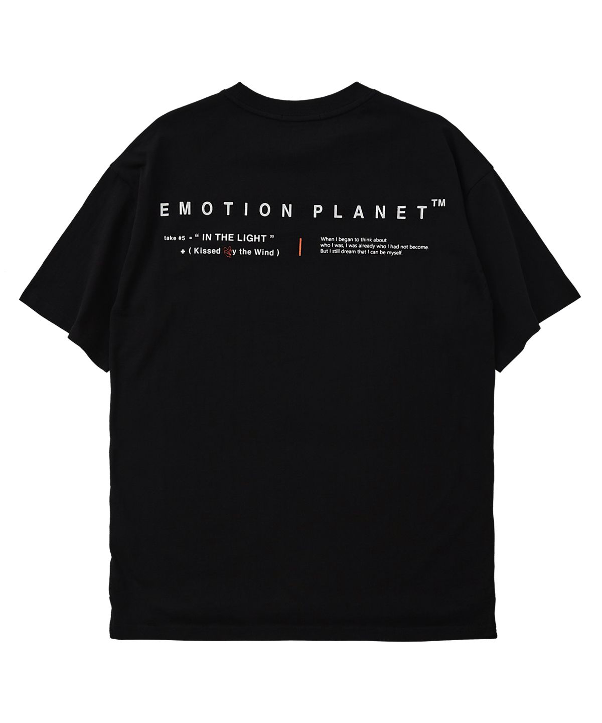 이모션플래닛(EMOTION PLANET) 키스 바이 윈드  반팔 티셔츠(블랙)