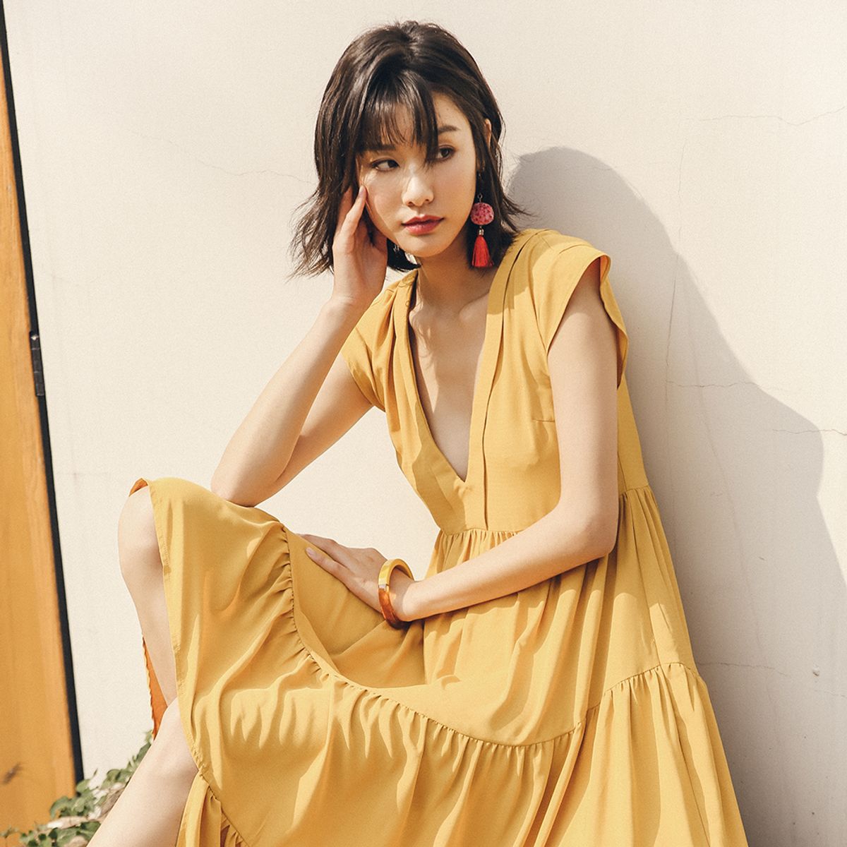 랭썬(LANGSON) Sunflower unbalance dress