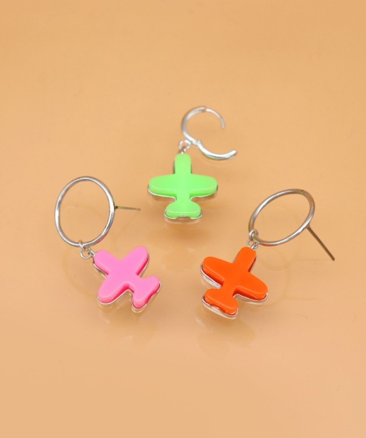 봉보(BONBEAU) Color acrylic airplane silver ring Eearings 네온 비행기 실버링 은침 귀걸이