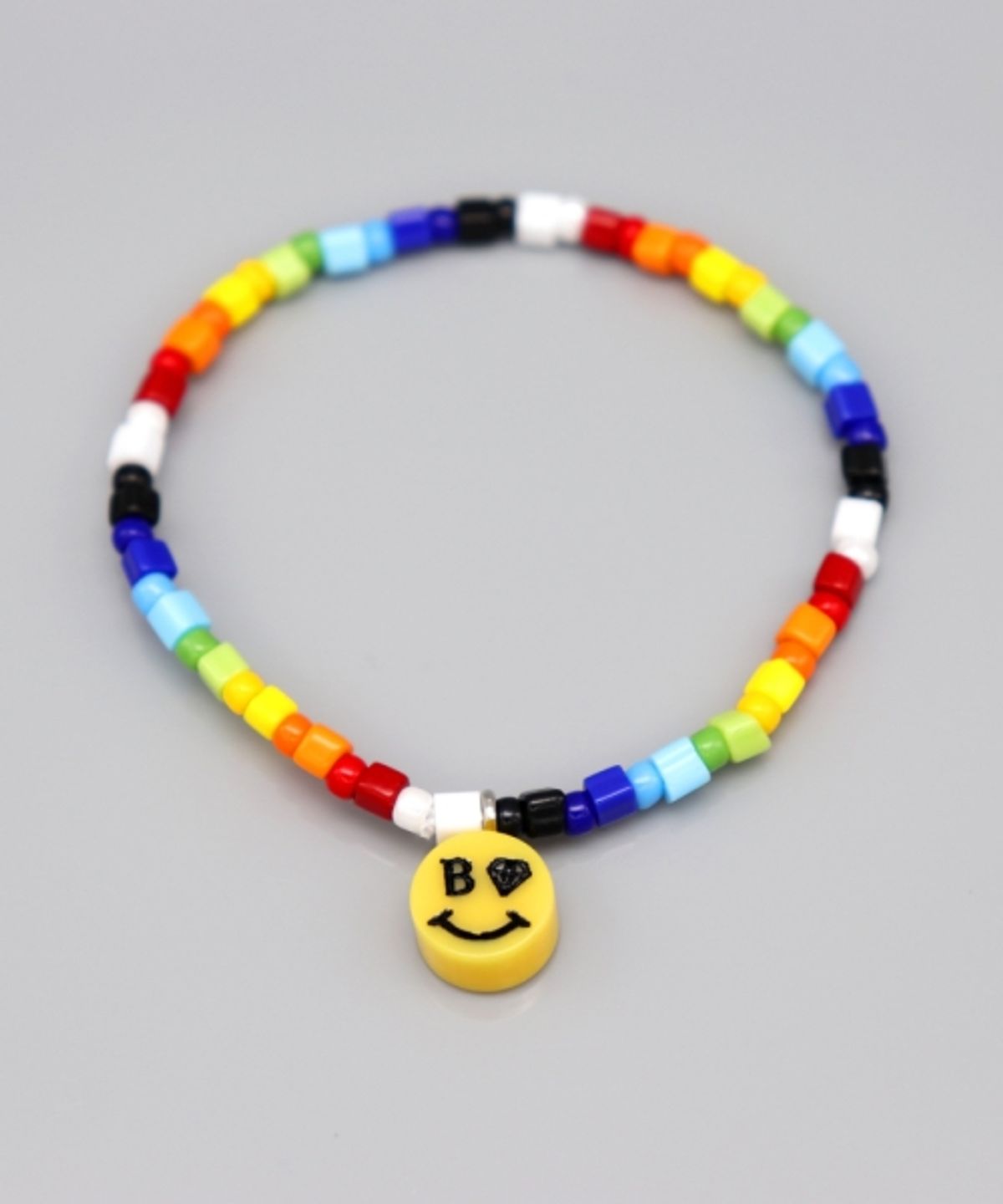 봉보(BONBEAU) Smile pendant point square beads Bracelet 스마일 참 포인트 레인보우 사각비즈 팔찌
