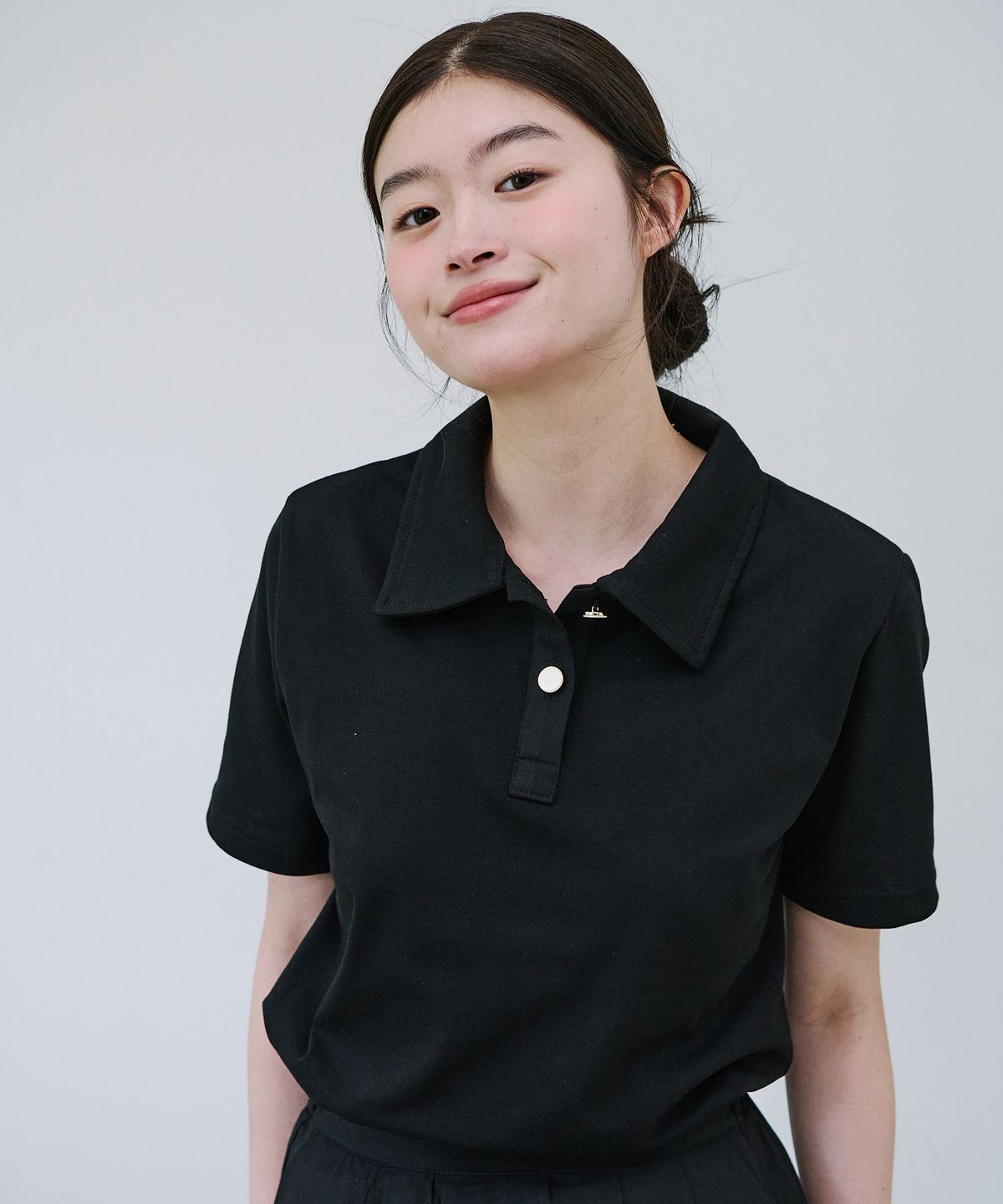 엽페(YUPPE) COLLAR POINT T-SHIRT_BLACK