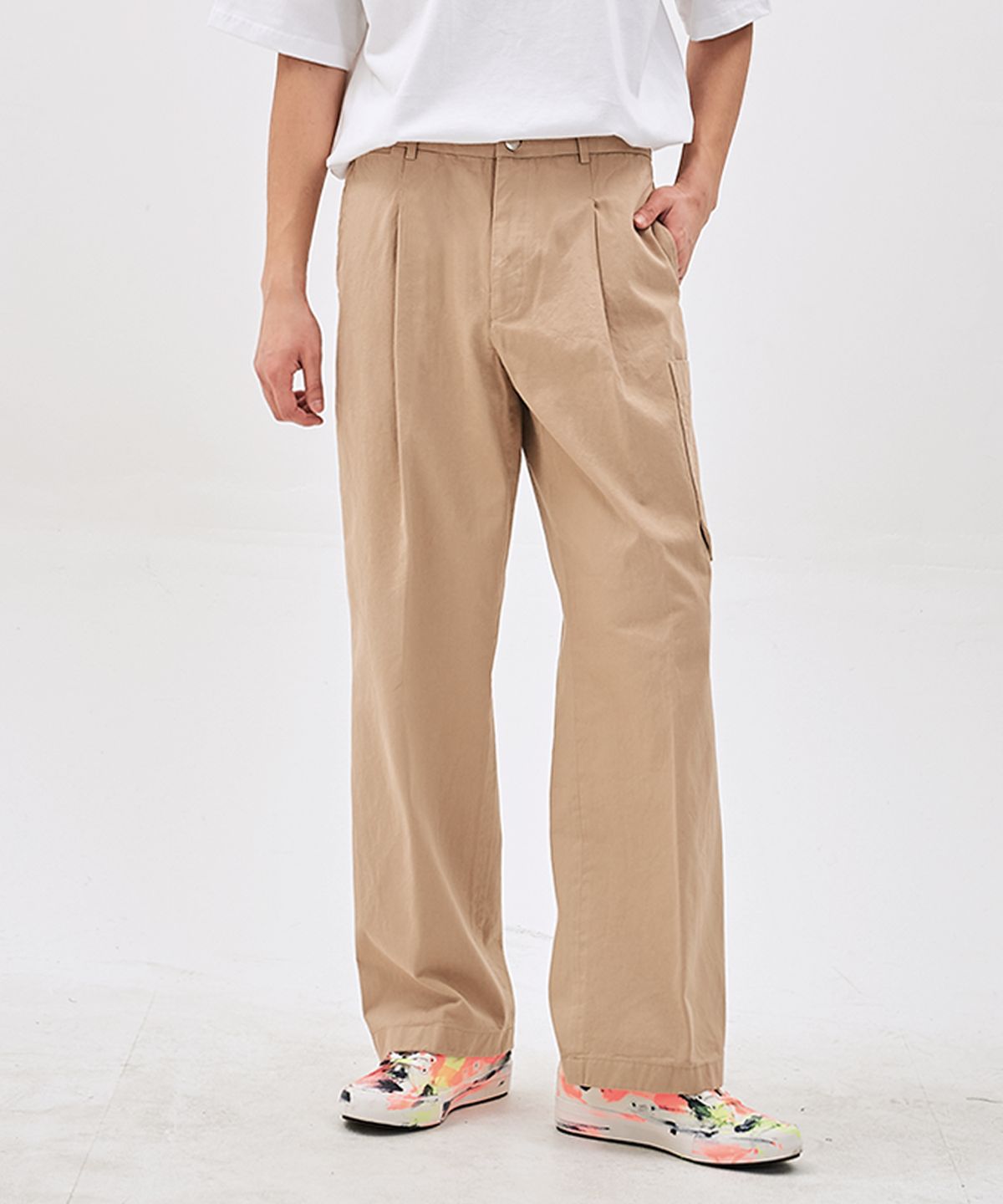 매니아매스(MANIAMASS) 원턱 주름 와이드 카고 PANTS SANE A
