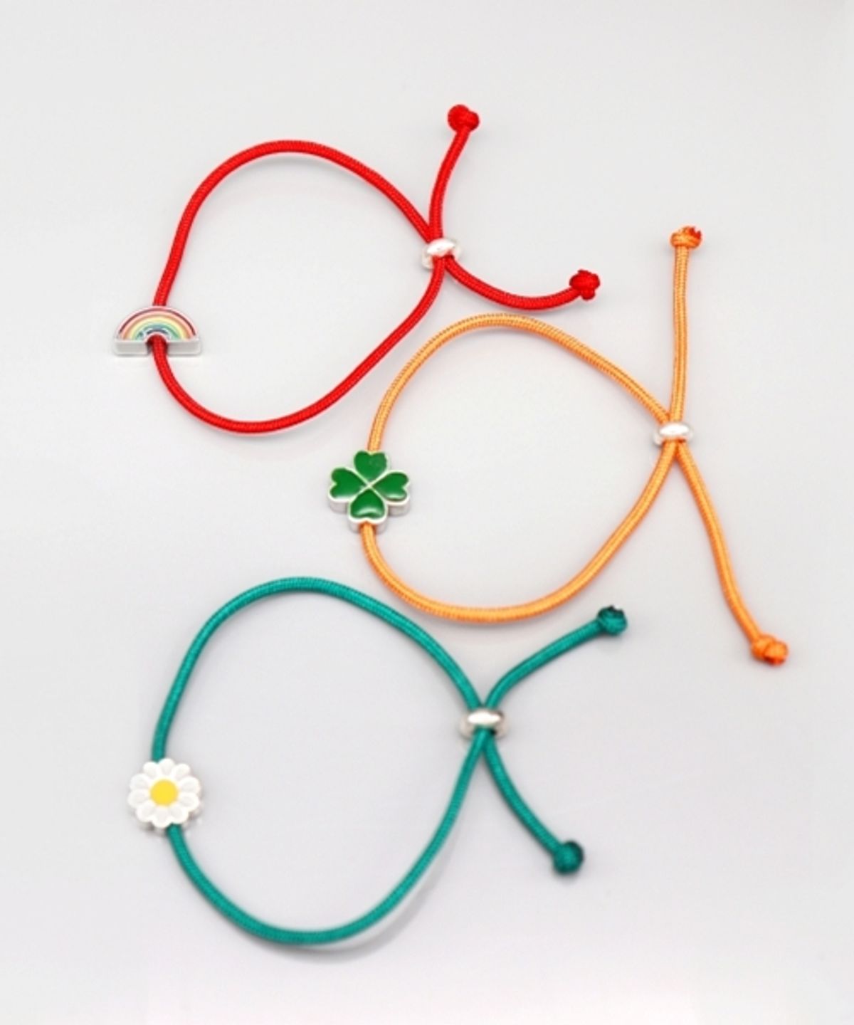 봉보(BONBEAU) Color motive knot Bracelet 데이지 무지개 클로버 매듭 실팔찌