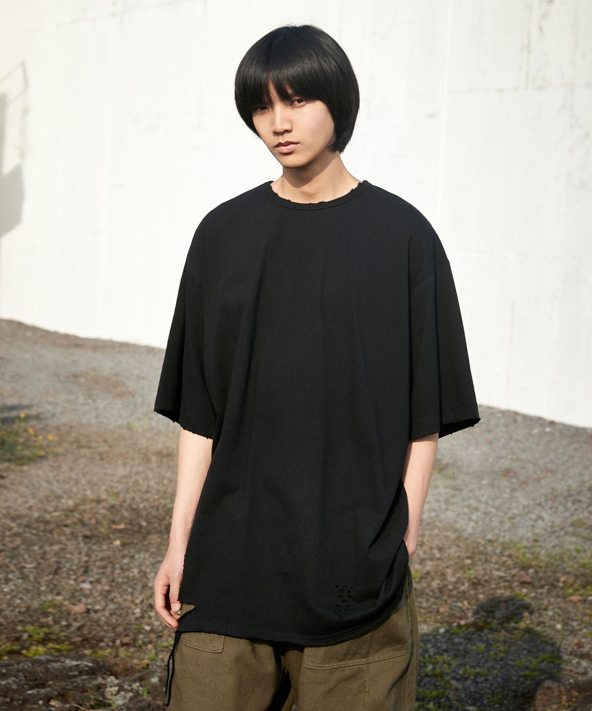 미니멀프로젝트(MINIMALPROJECT) 그런지 반팔티셔츠 (BLACK) MST134