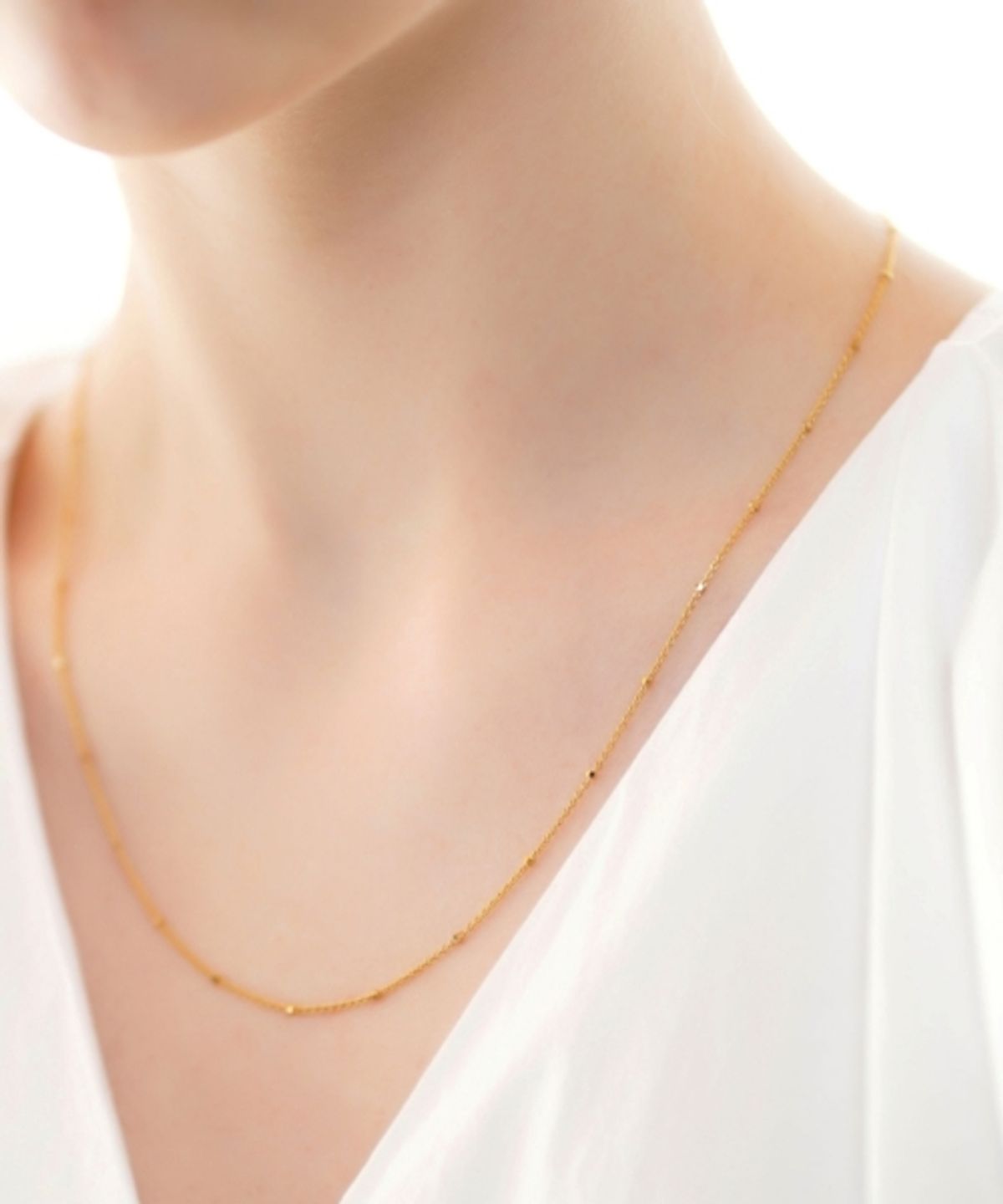 봉보(BONBEAU) Mini cube gold chain Necklace 미니 큐브 클립 체인 레이어드 목걸이
