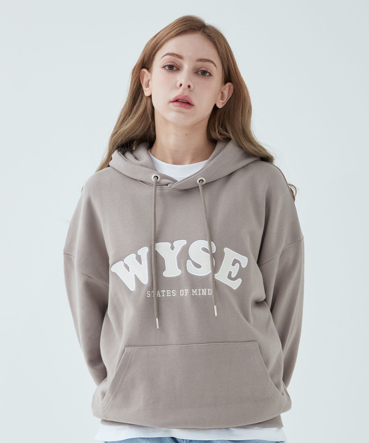와이즈(WYSE) 아플리케로고 후디 (모카)