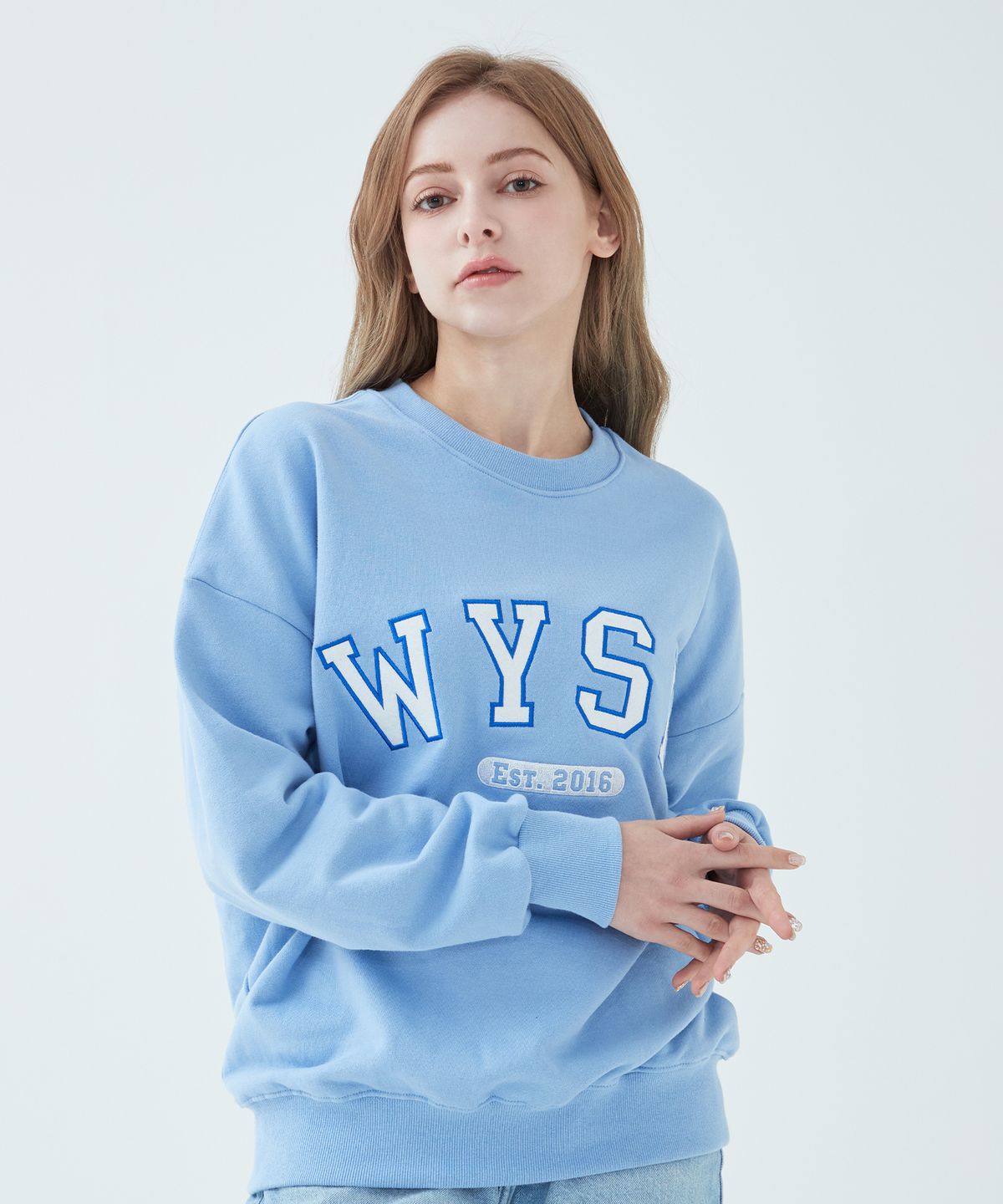 와이즈(WYSE) 컬리지로고 스웻셔츠 (스카이블루)