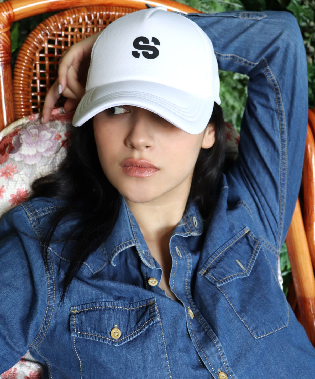 슬리피슬립(SLEEPYSLIP) [unisex]SS TRUCKER WHITE BALL CAP