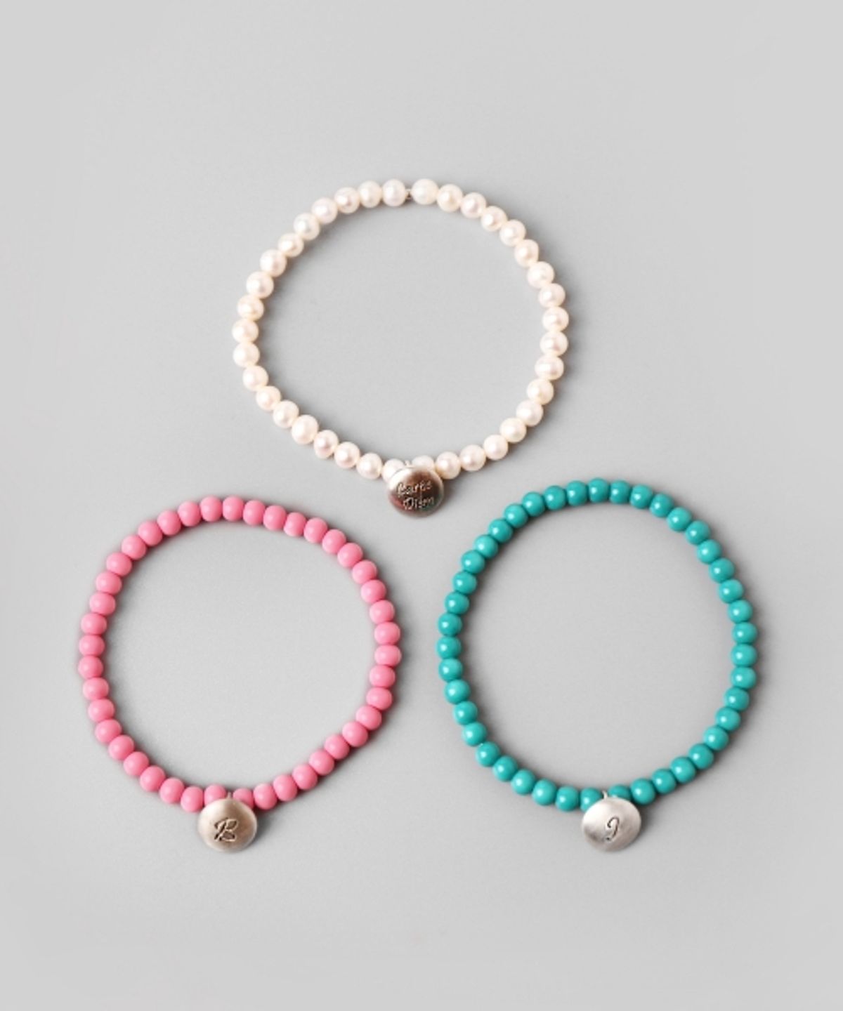 봉보(BONBEAU) Silver initial button charm ball Bracelet 실버 이니셜 각인 버튼 참 볼 팔찌