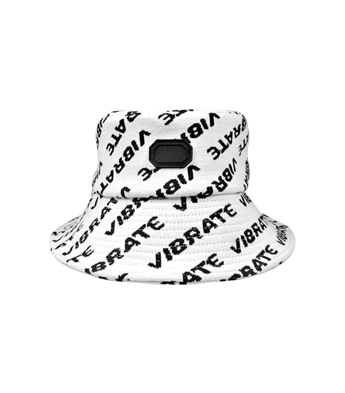 바이브레이트(VIBRATE) VIBRATE JAQUARD RUBBER LABEL BUCKET HAT (WHITE)