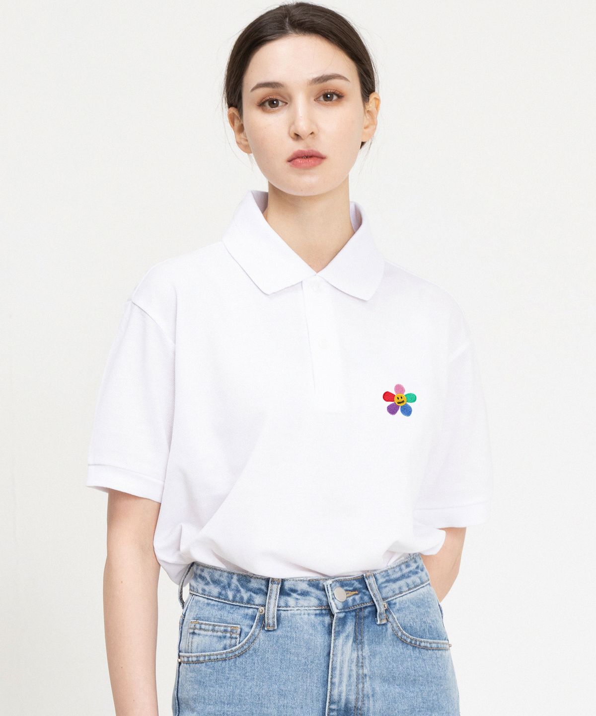 그레이버(GRAVER) [UNISEX]레인보우 플라워 자수 피케 반팔티셔츠_화이트