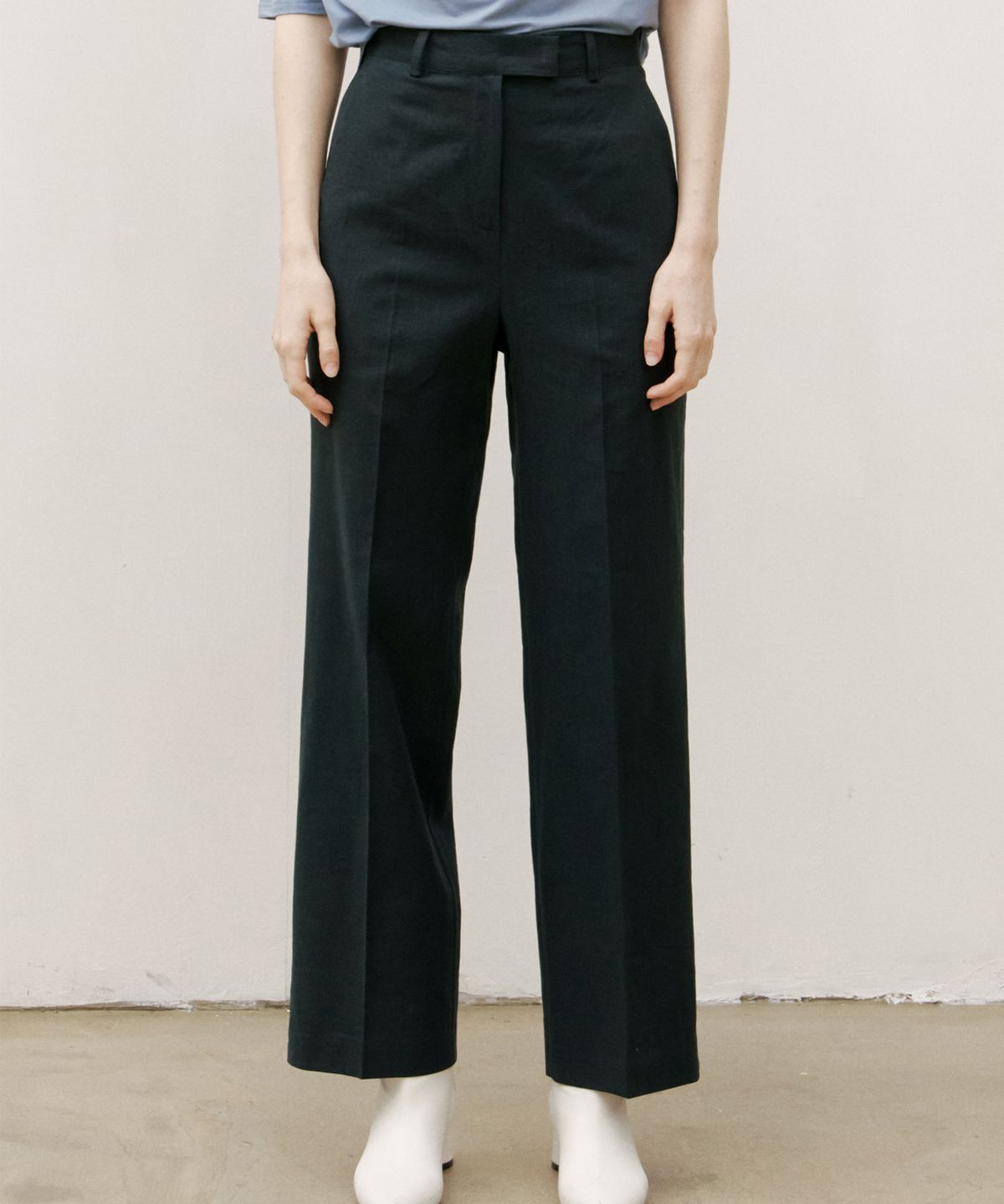 320쇼룸(320SHOWROOM) High waist Regular fit Formal Linen Slacks Indigo blue
