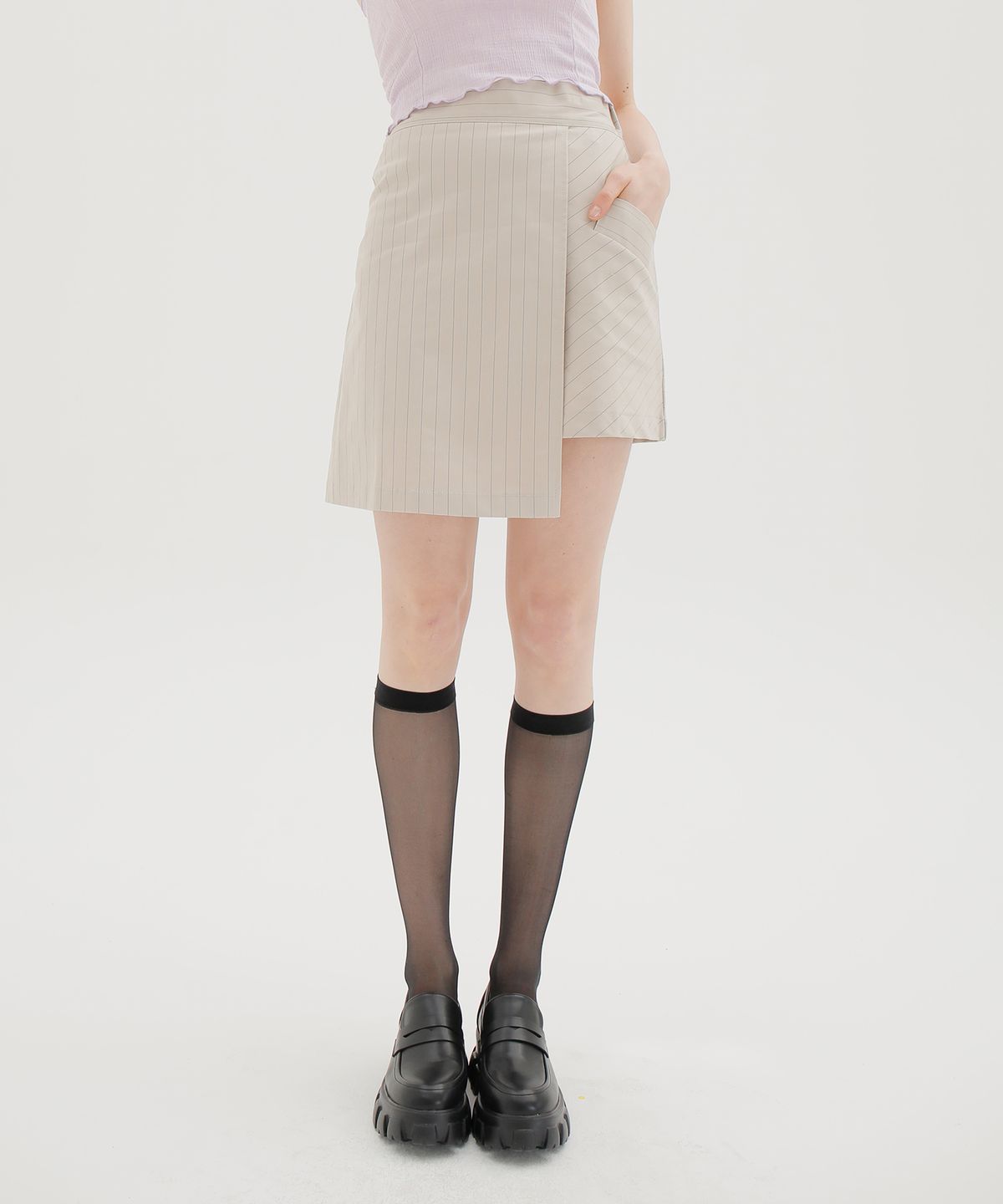 느와(NOIR) Pin Skirt
