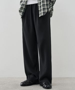 와이드 밴딩 슬릭 플리츠 팬츠 [BLACK]