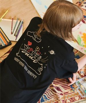 [16수] Happiness Leo 자수 반팔 블랙