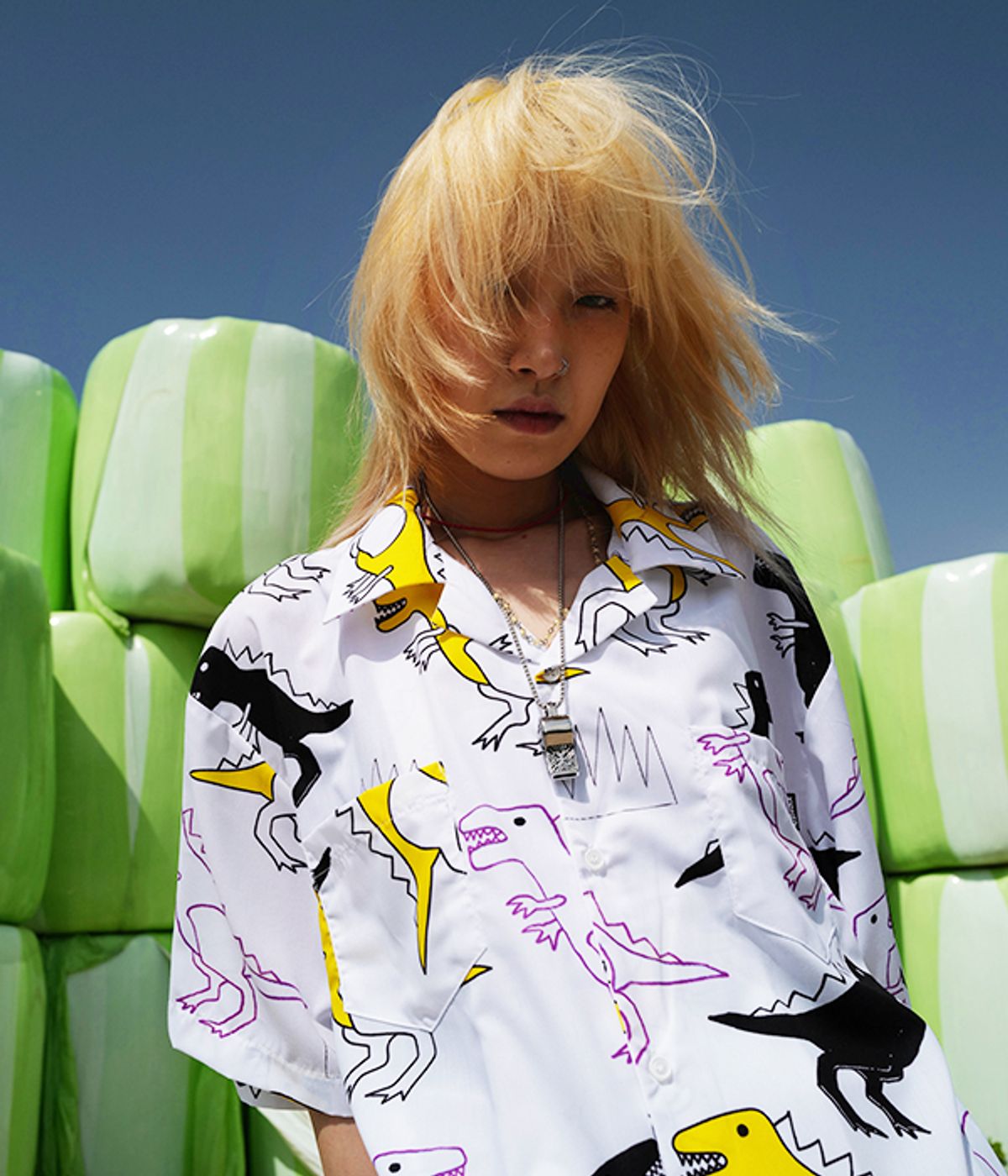 유쓰배쓰(YOUTHBATH) GRAPHIC PATTERN SHORT SLEEVE SHIRT_DINO WHITE