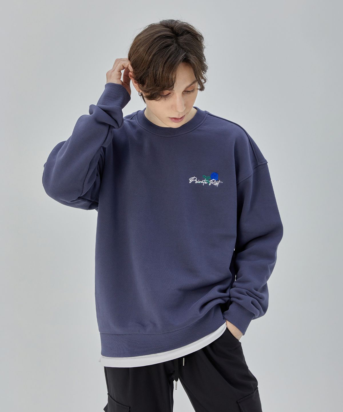 프라이빗라이엇(PRIVATE RIOT) Romantic Blue Sweatshirt (Bluegray)