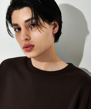 21S5M049 사이드라인 미니라벨 세미 오버핏 반팔 티셔츠 (브라운)