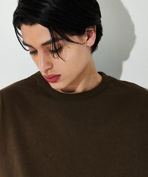 21S5M040 사이드라인 빅 라벨 오버핏 티셔츠 (카키)