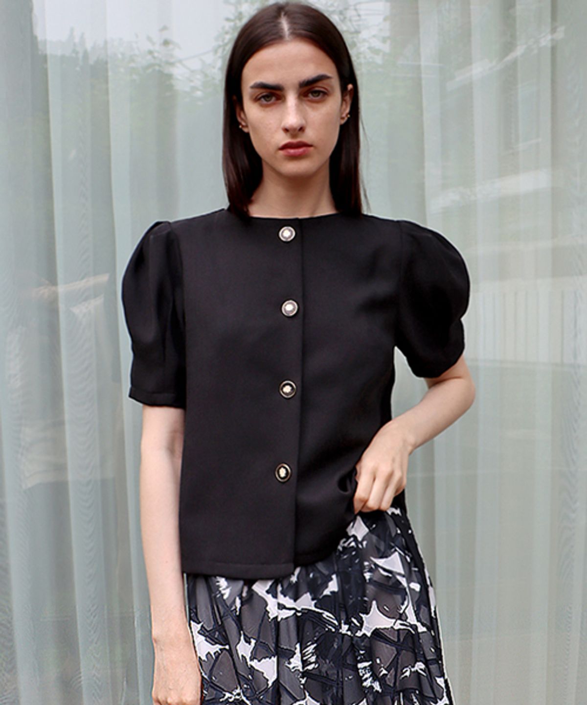 데미지니모닉(DAMAGE MNEMONIC) 리버시블 린넨 블랙 블라우스_ Reversal Linen Black BL