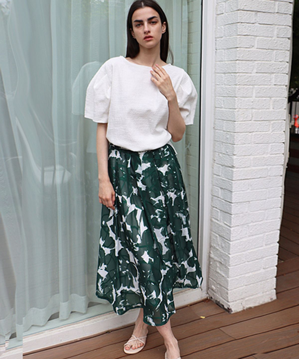 데미지니모닉(DAMAGE MNEMONIC) 핀턱 빅플라워 그린 스커트 _ Pin tuck Big Flower Green SK