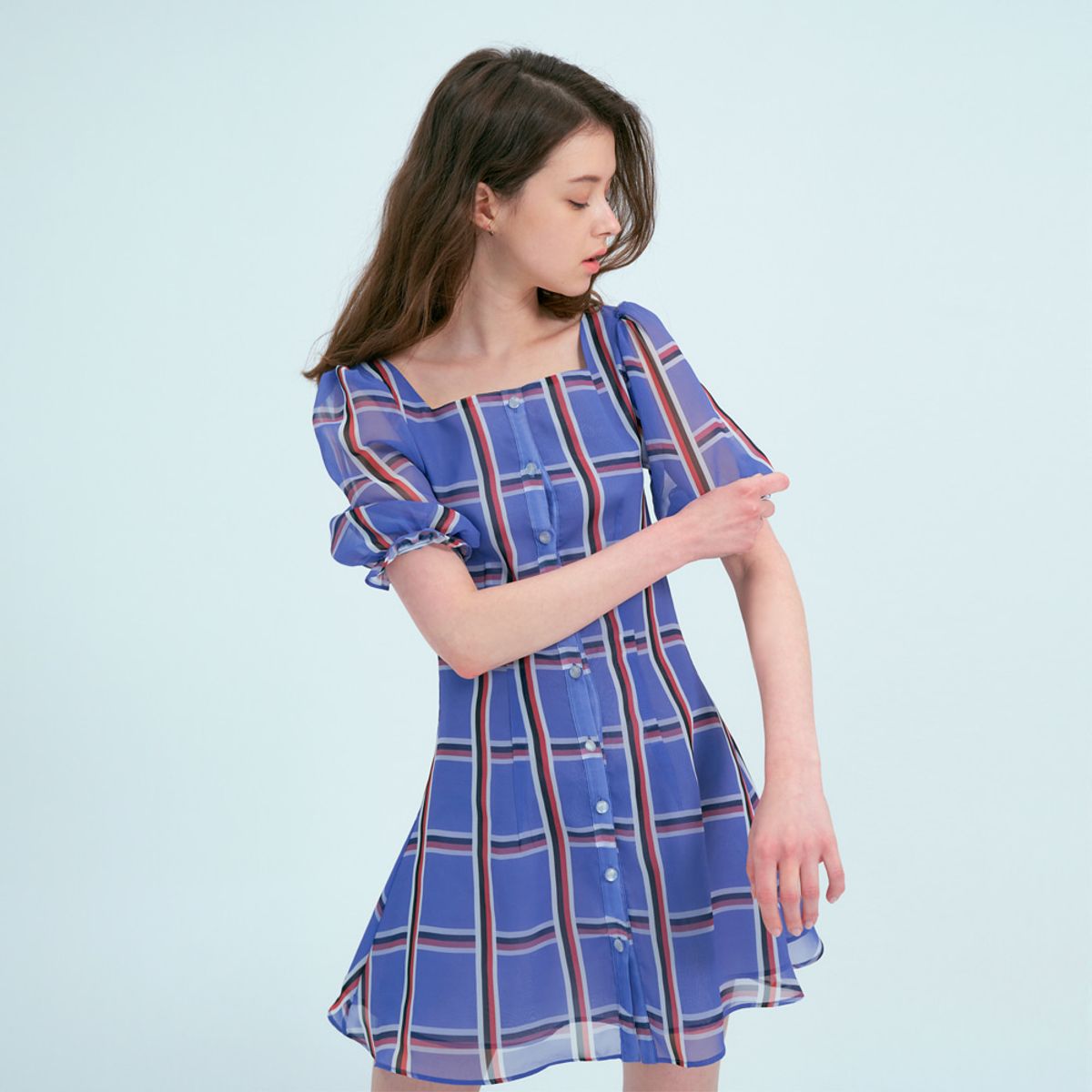 누댓(NUDAT) wavy puff square neck dress check purple