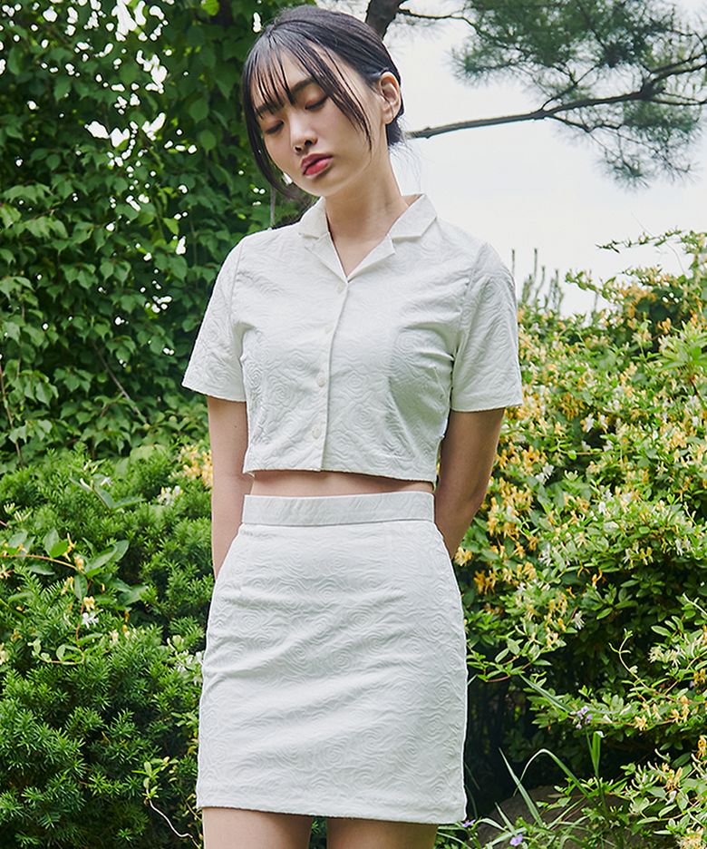 (SET)로즈 자카드 스커트&크롭셔츠 셋업 [화이트]