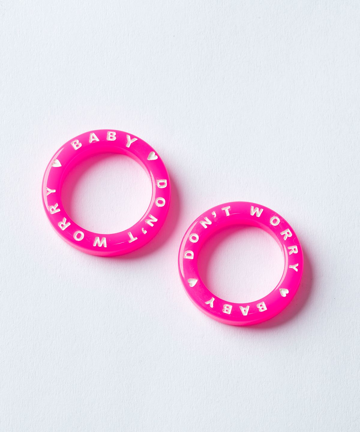 마이부(MY BOO) Lettering Ring - neon pink