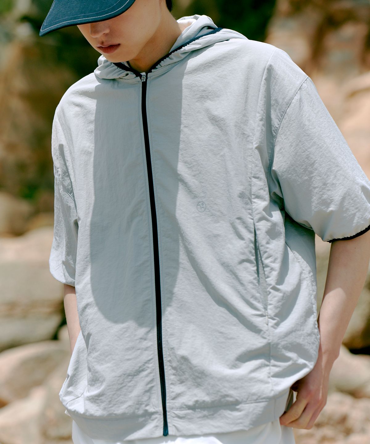 러스티치(RUSTEACH) HALF HOOD JACKET (LIGHT GRAY)