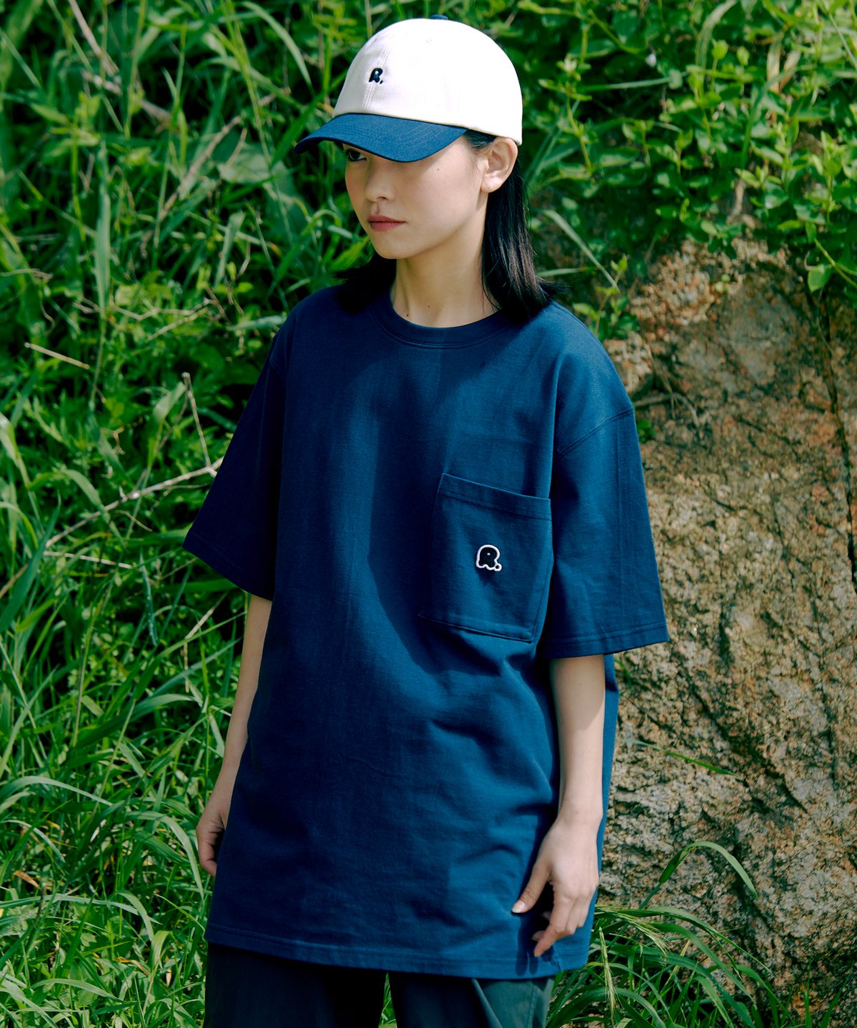 러스티치(RUSTEACH) PATCH POCKET TEE (NAVY)