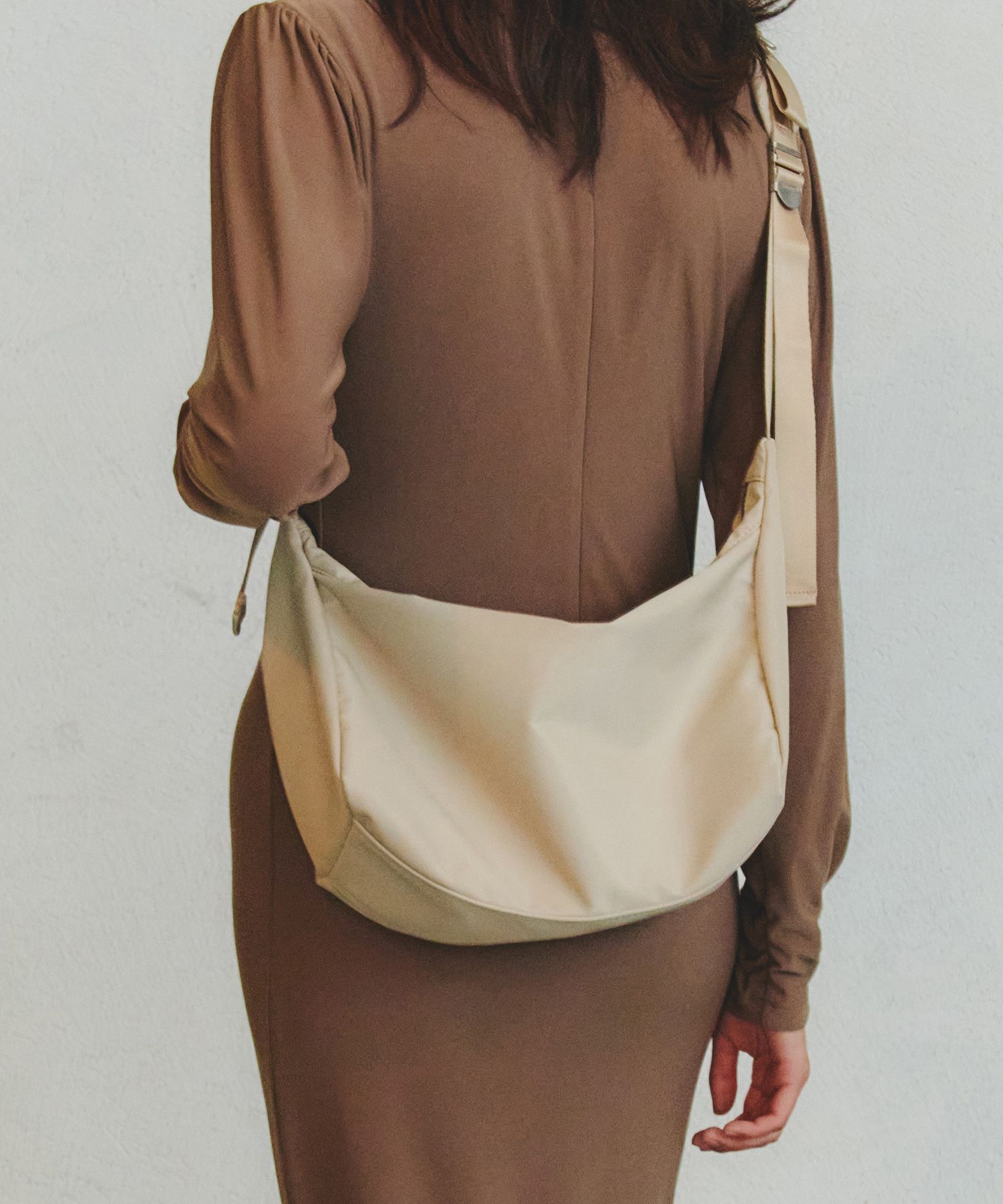 MUSINSA | HAH ARCHIVE Ark Beige Small Messenger Bag