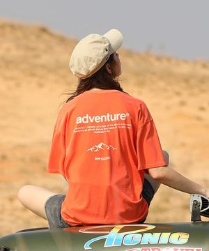 어드벤쳐 폰트 피그먼트 오버핏 반팔티셔츠 오렌지 FST705